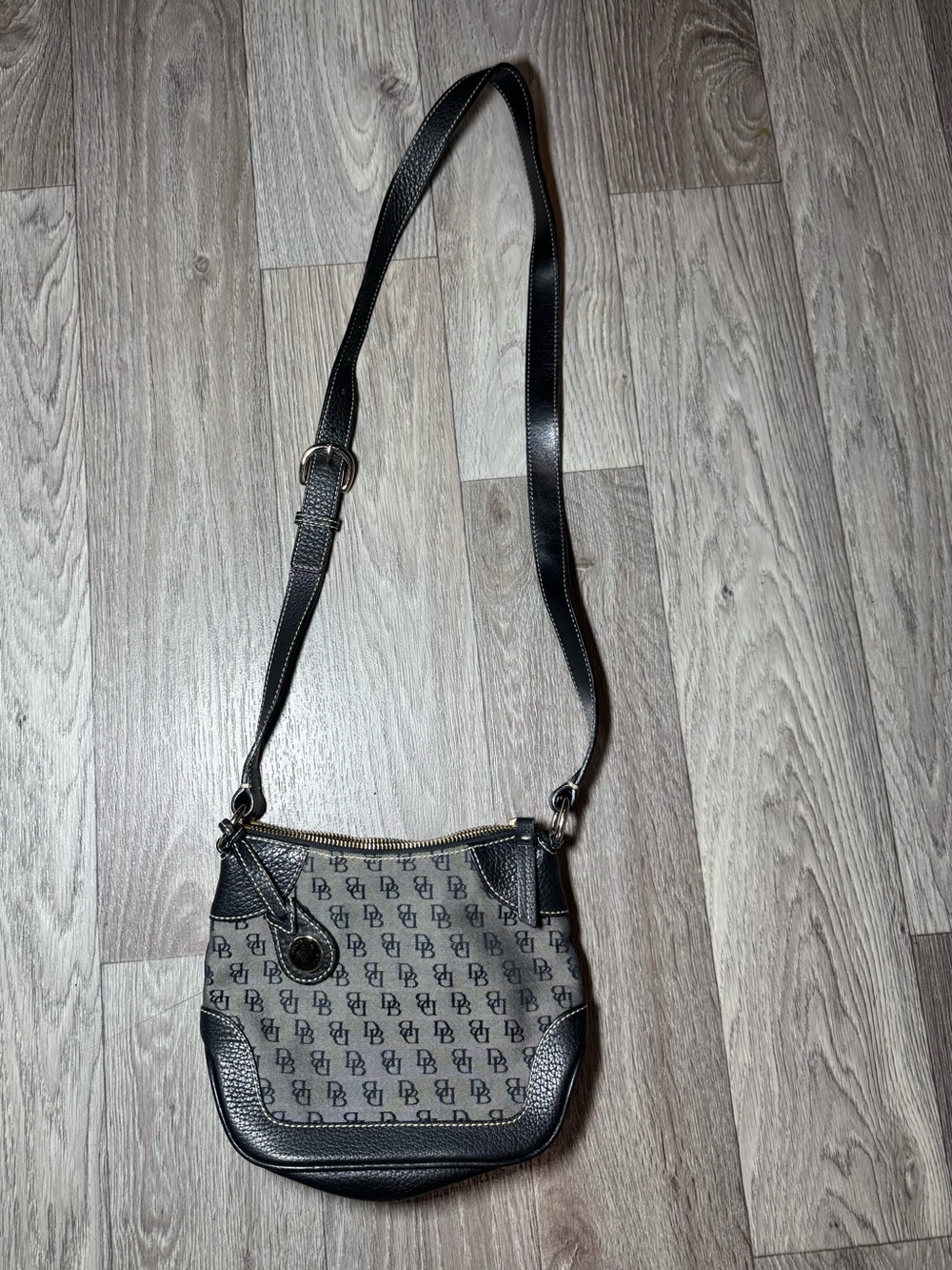 Dooney & Bourke Monogram Canvas Slim Crossbody Bag Black And Grey